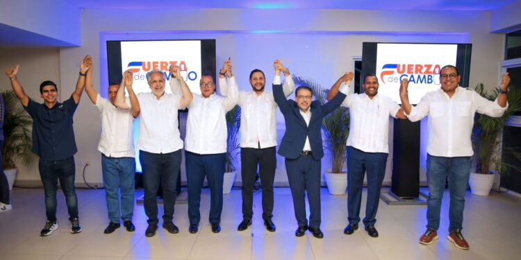 Movimiento Fuerza de Cambio celebra acto de apoyo a candidatos del PRM