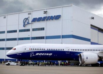 Boeing celebra su asamblea anual envuelta en una serie de crisis