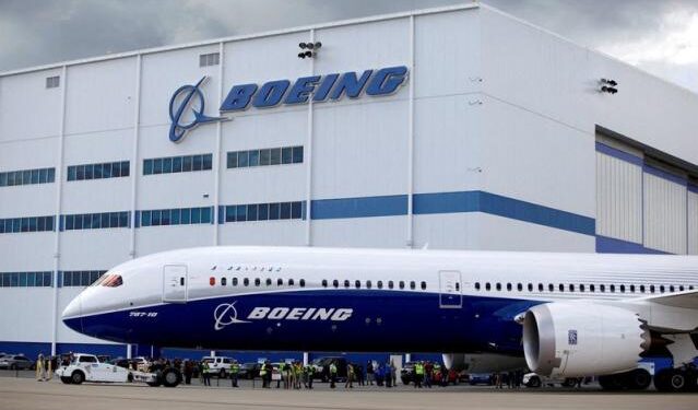 Boeing celebra su asamblea anual envuelta en una serie de crisis