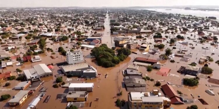 Inundaciones en Brasil dejan saldo de 114 muertos y 2 millones de damnificados