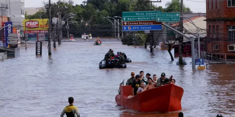 Trasladan a más de mil reos por inundación de una cárcel en el sur de Brasil