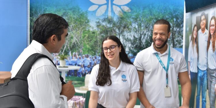 Más de 500 vacantes disponibles en la Feria de Talentos de INTEC 2024