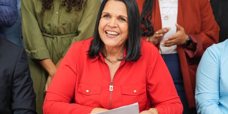 Minou Tavárez Mirabal: “Ya no hay que votar por el menos malo”