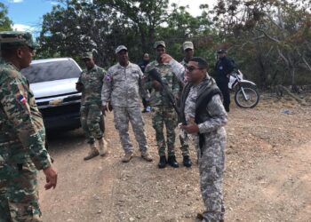 Refuerzan la vigilancia militar para evitar ilícitos en las Dunas de Baní