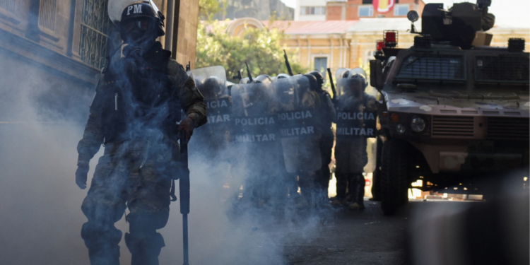 Presidente de Bolivia denuncia un “golpe de Estado”