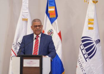 Castillo Lugo dice medida que regula asesores busca racionalizar la nómina y el gasto público