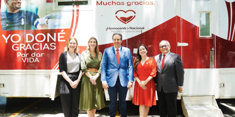 Ministro de Salud: “La sangre es una necesidad nacional y estamos trabajando para solucionarlo”