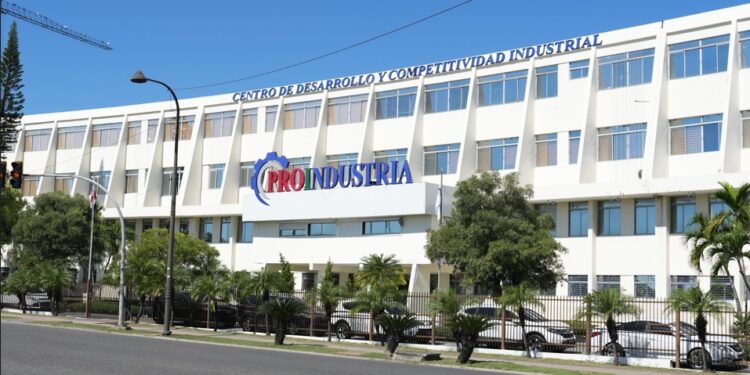 Proindustria informa supera proyecciones de Registro y Calificación Industrial a junio de 2024