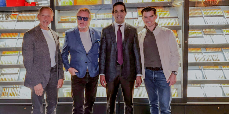 Embajada de RD en Reino Unido atrae inversionistas para sector tabacalero