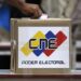 Miles de venezolanos votan sin incidentes graves