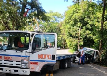 Accidente deja seis heridos; 911 coordina asistencia