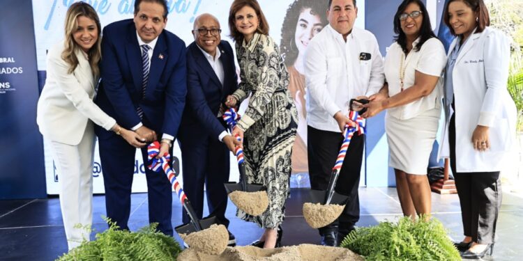 Vicepresidenta da inicio trabajos de construcción Unidad de Quemados en Hospital Robert Reid