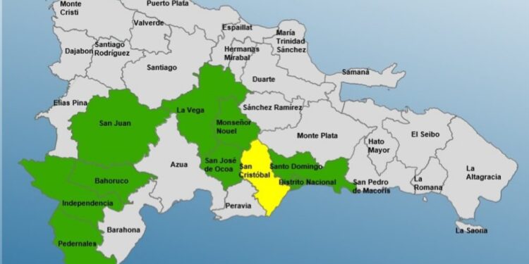 COE coloca 10 provincias en alerta a causa de una vaguada