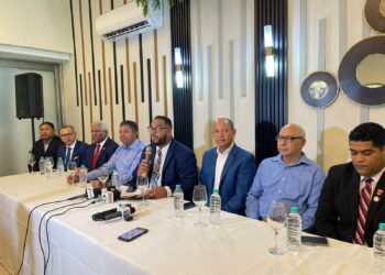 Partidos de oposición se unen en pedido de elecciones en La Vega