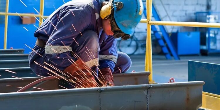 Índice Mensual de Actividad Manufacturera asciende en octubre