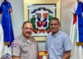 Subdirector Policia Nacional recibe a Marcos Sanchez en su despacho