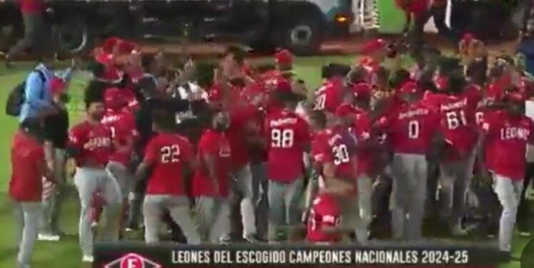 Leones del Escogido se coronan campeones tras derrotar a los Tigres del Licey