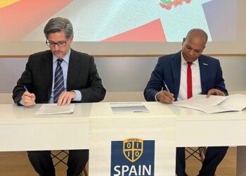 CAESCO y Spain Business School firman alianza para impulsar la formación profesional internacional