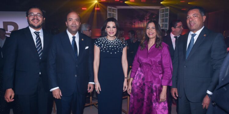 Banco de Reservas realiza coctel Las Reservas de mi Tierra en Fitur 2025