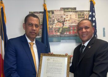 Presidente del INDOTEL es reconocido por su liderazgo en telecomunicaciones