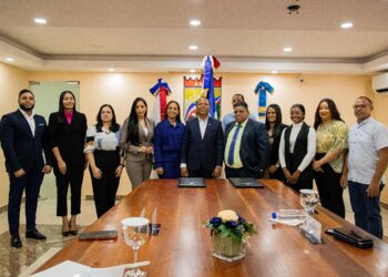 ASDN e INTRANT firman acuerdo para mejorar tránsito en el municipio