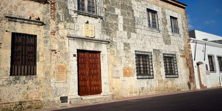 Presentarán nueva edición de la obra “Santo Domingo, su pasado y presente”