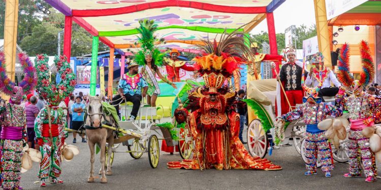 Carnaval de Santiago cierra su versión 2025