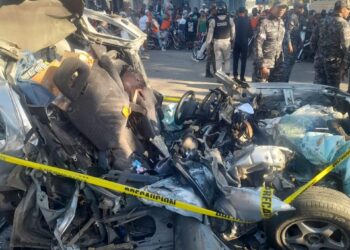 Accidente deja un muerto y varios heridos; 911 coordina asistencia