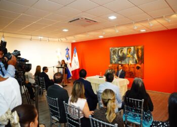 Ministerio de Cultura y Promipyme anuncian procedimiento de acceso a fondo de RD$500 millones