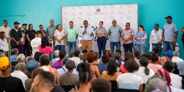 Propeep inicia en Los Barrancones de SDE intervención de los barrios de la ribera del Río Ozama con acciones sociales