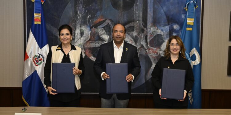 Entidades firman acuerdo para promover la cultura y las artes 