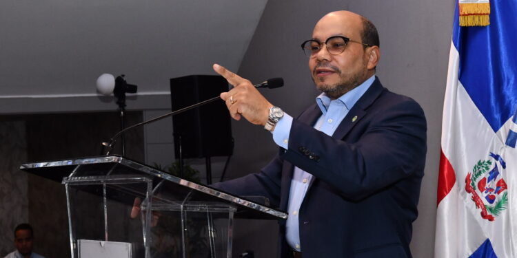 DGII y Cámara de Comercio Francesa celebran congreso de Facturación Electrónica