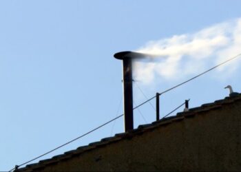 Fumata blanca la Iglesia Católica tiene nuevo Papa