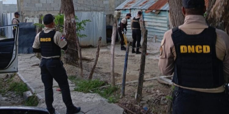 Capturan a alias “Oreja” uno de los más buscados le ocupan drogas y una pistola