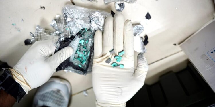 DNCD decomisa cientos de pastillas de éxtasis escondidas en una bocina