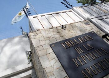 EE.UU. confirma el «rescate» de los asilados en la Embajada de Argentina en Venezuela