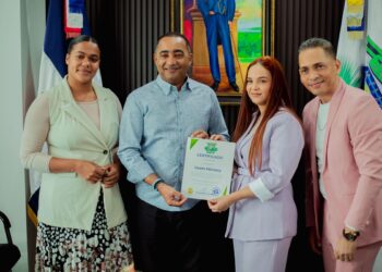CEAM Ministry recibe reconocimiento oficial, por su aporte artístico y espiritual en Punta Cana