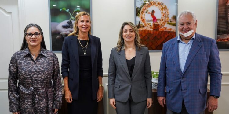 Trazan hoja de ruta para desarrollar seguros para personas vulnerables en RD