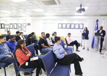 Edeeste impactó más de cinco mil estudiantes y adultos con charla de eficiencia energética