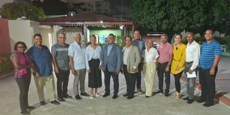 Convergencia proclama que su alianza es con la ética y la profesionalización periodística