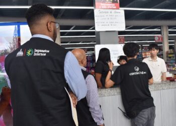 DGII realiza operativo en comercios nacionales y asiáticos (chinos) para auditorías fiscales