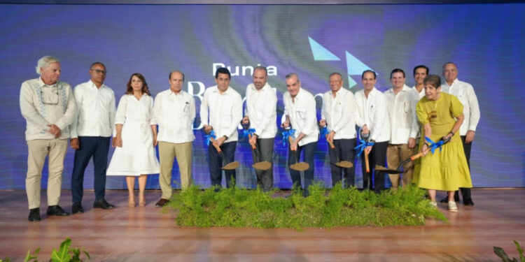Abinader inicia trabajos de construcción de Hotel Meliá Bergantín Beach