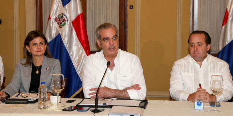 Disponen suspensión de la docencia y las labores por 48 horas en el GSD y litoral sur por tormenta Melissa
