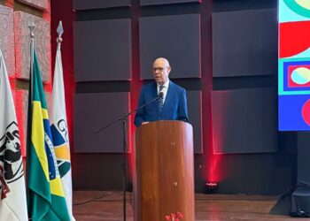 Rector del ITSC asiste como invitado especial a encuentro internacional de universidades en Brasil