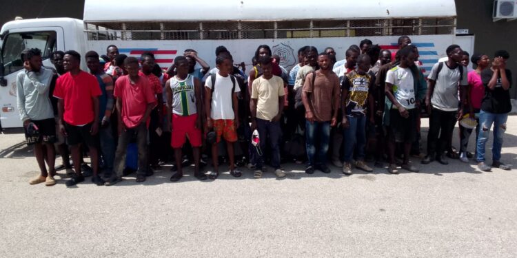 Ejército detiene a 163 haitianos en condición irregular en operativos