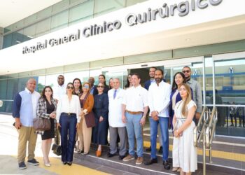 Ministro Bonilla realiza encuentro con “Amigos que Suman” en el Hospital Clínico-Quirúrgico Dr. José Joaquín Puello