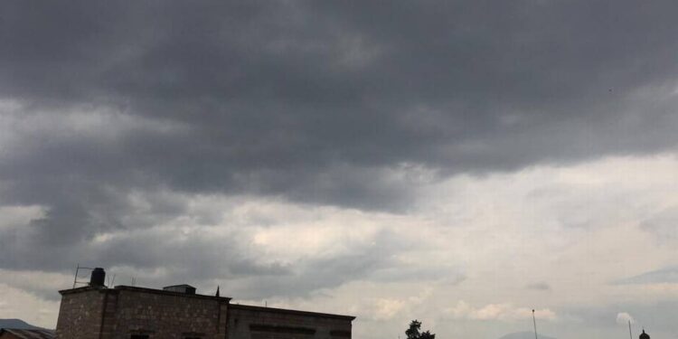 Indomet: Melissa mantendrá nublados y fuertes lluvias; podría convertirse en huracán