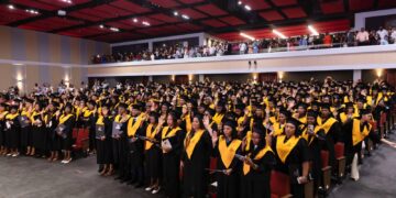 UNIREMHOS gradúa 540 profesionales de grado y postgrado