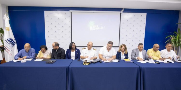 Medio Ambiente da apertura a temporada de avistamiento de ballenas jorobadas 2026