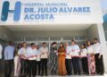 Raquel Peña y director del SNS entregan renovado hospital municipal de Castañuelas